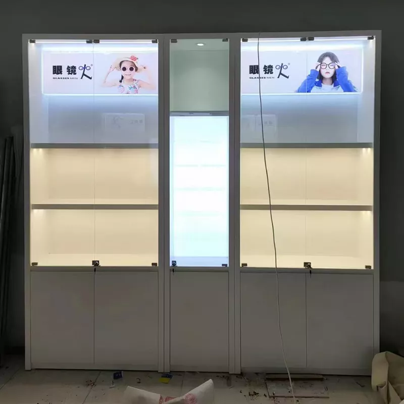 Tủ trưng bày kính