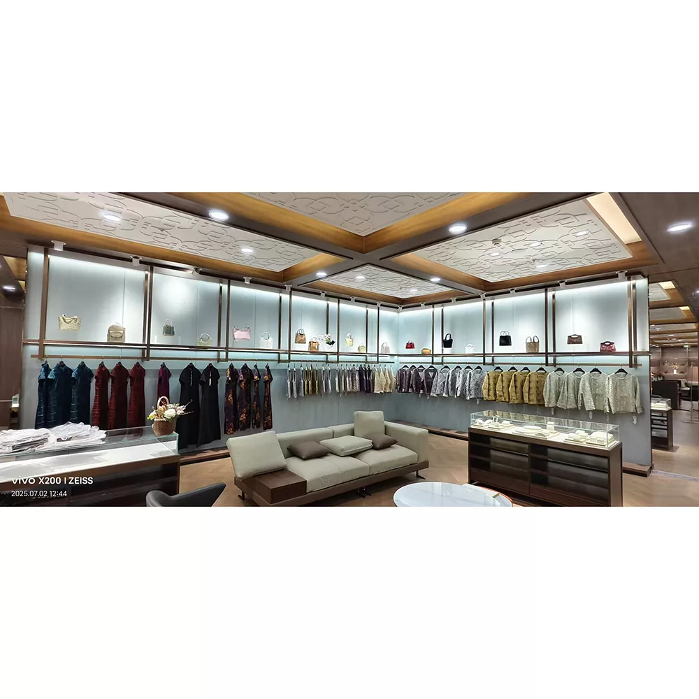 Giá trưng bày quần áo sắt nữ